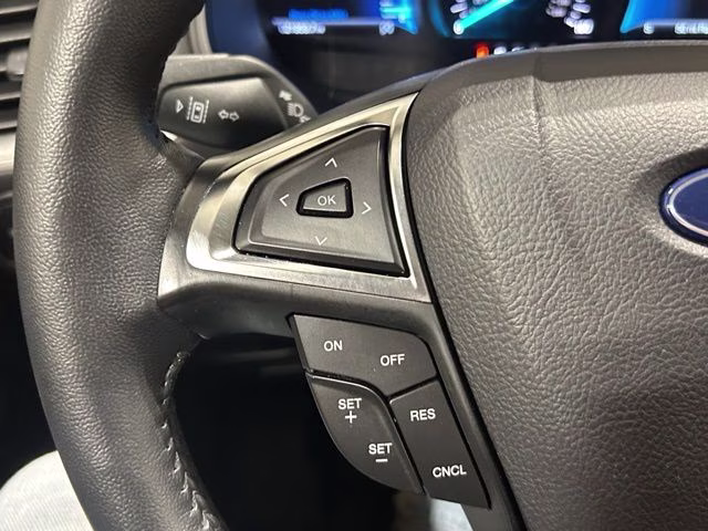 2024 Oxford White Ford Edge SEL AWD SUV