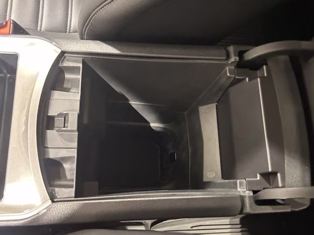 2024 Oxford White Ford Edge SEL AWD SUV