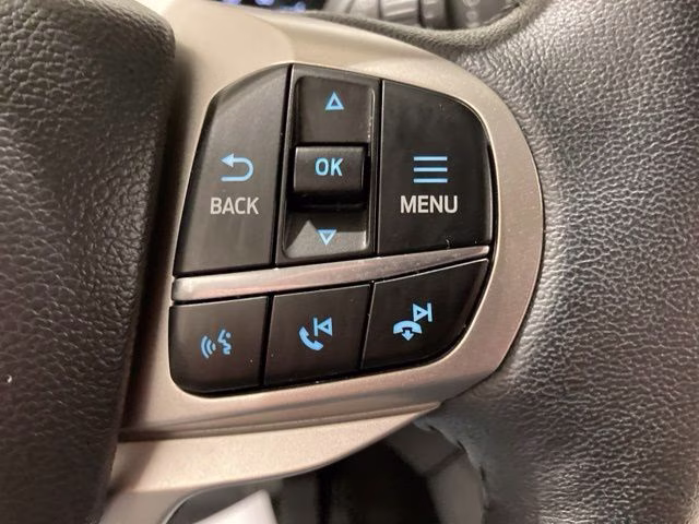 2024 Star White Metallic Tri-Coat Ford Explorer XLT 4X4 SUV