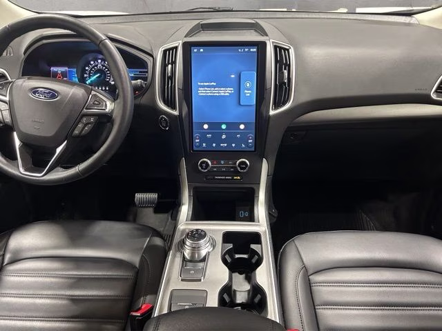 2024 Oxford White Ford Edge SEL AWD SUV