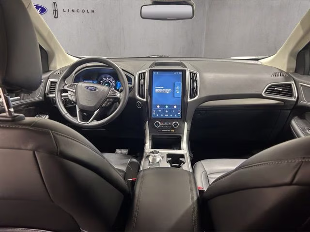 2024 Oxford White Ford Edge SEL AWD SUV
