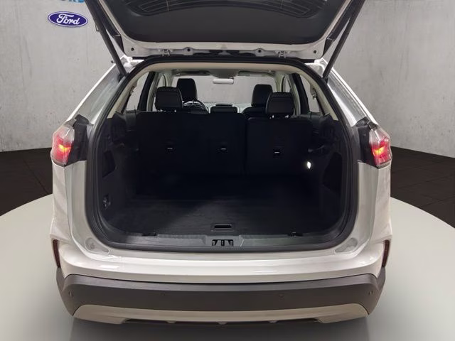 2024 Oxford White Ford Edge SEL AWD SUV