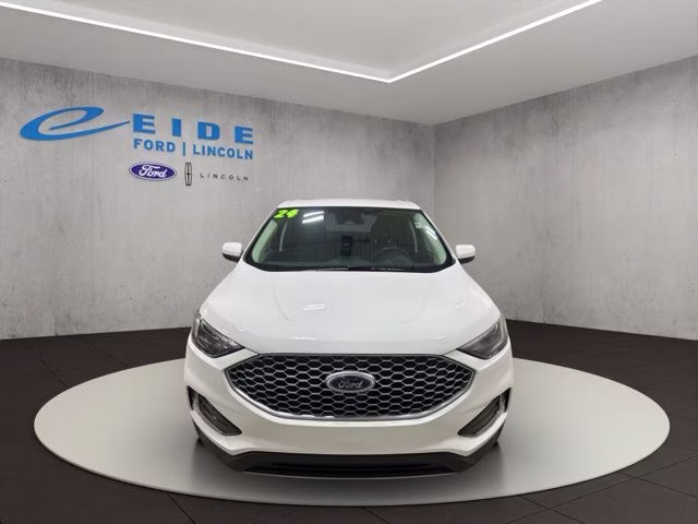 2024 Oxford White Ford Edge SEL AWD SUV