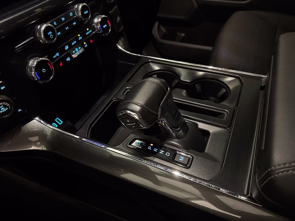 2023 Avalanche Ford F-150 XLT 4X4 Truck