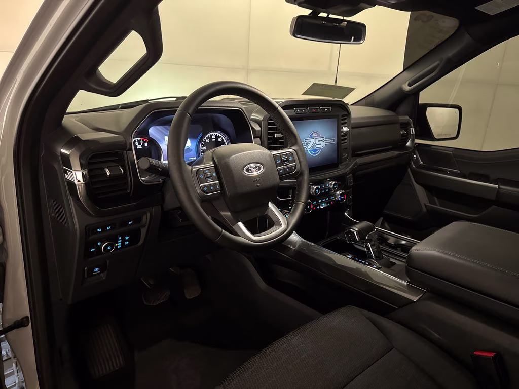 2023 Avalanche Ford F-150 XLT 4X4 Truck