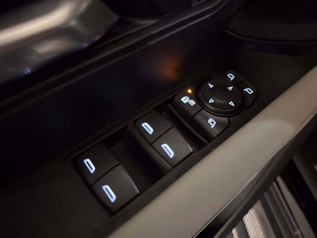 2026 Void Black GMC HUMMER EV Pickup 2X 4X4 Truck