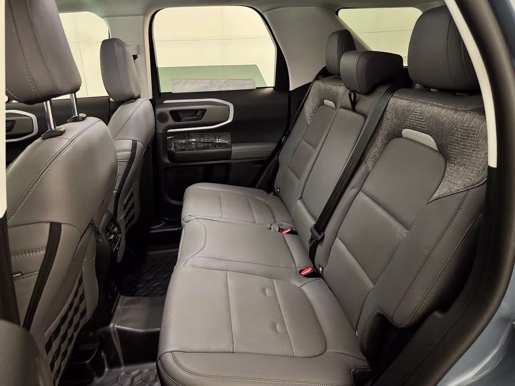 2026 Azure Gray Metallic Tri-Coat Ford Bronco Sport Badlands 4X4 SUV