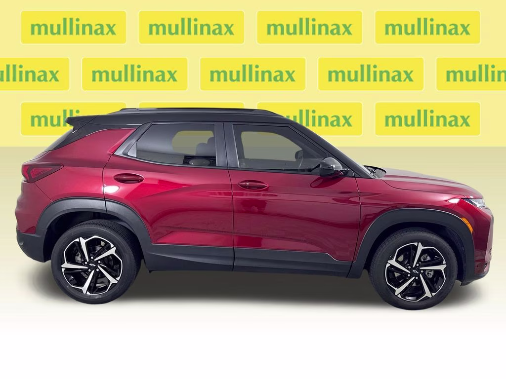 2022 Crimson Metallic Chevrolet Trailblazer RS FWD SUV