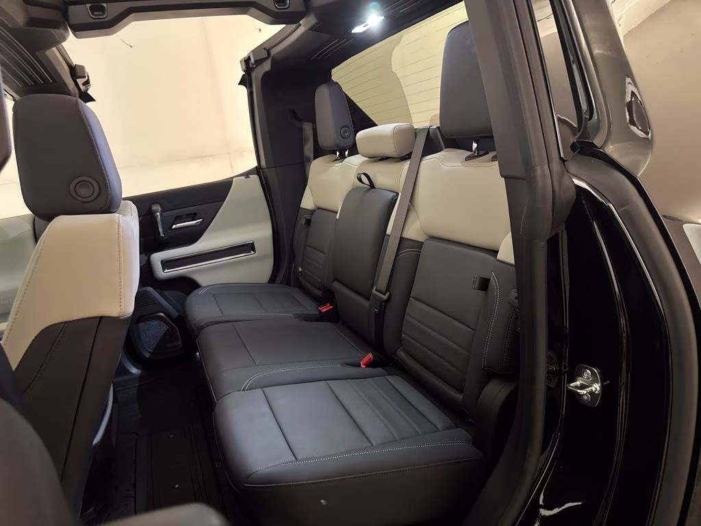 2026 Void Black GMC HUMMER EV Pickup 2X 4X4 Truck
