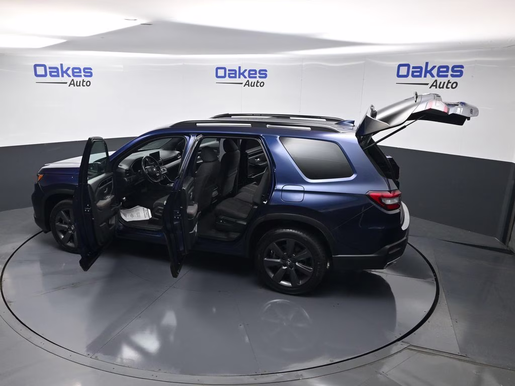2023 Obsidian Blue Pearl Honda Pilot Sport AWD SUV