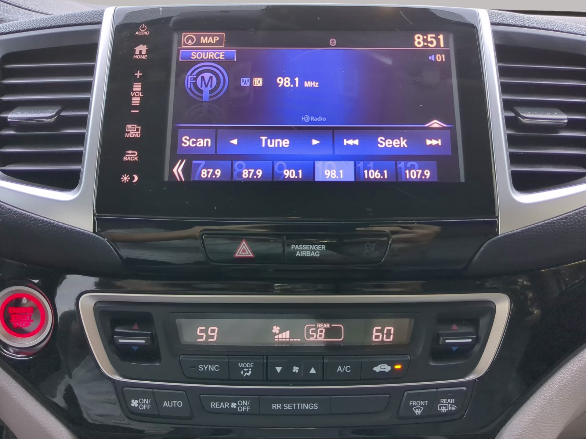 2020 Lunar Silver Metallic Honda Ridgeline RTL-E Crew Cab Pickup AWD Truck