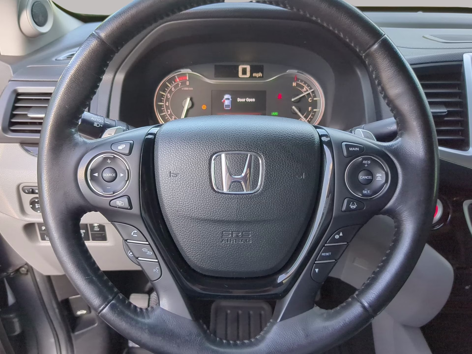 2020 Lunar Silver Metallic Honda Ridgeline RTL-E Crew Cab Pickup AWD Truck