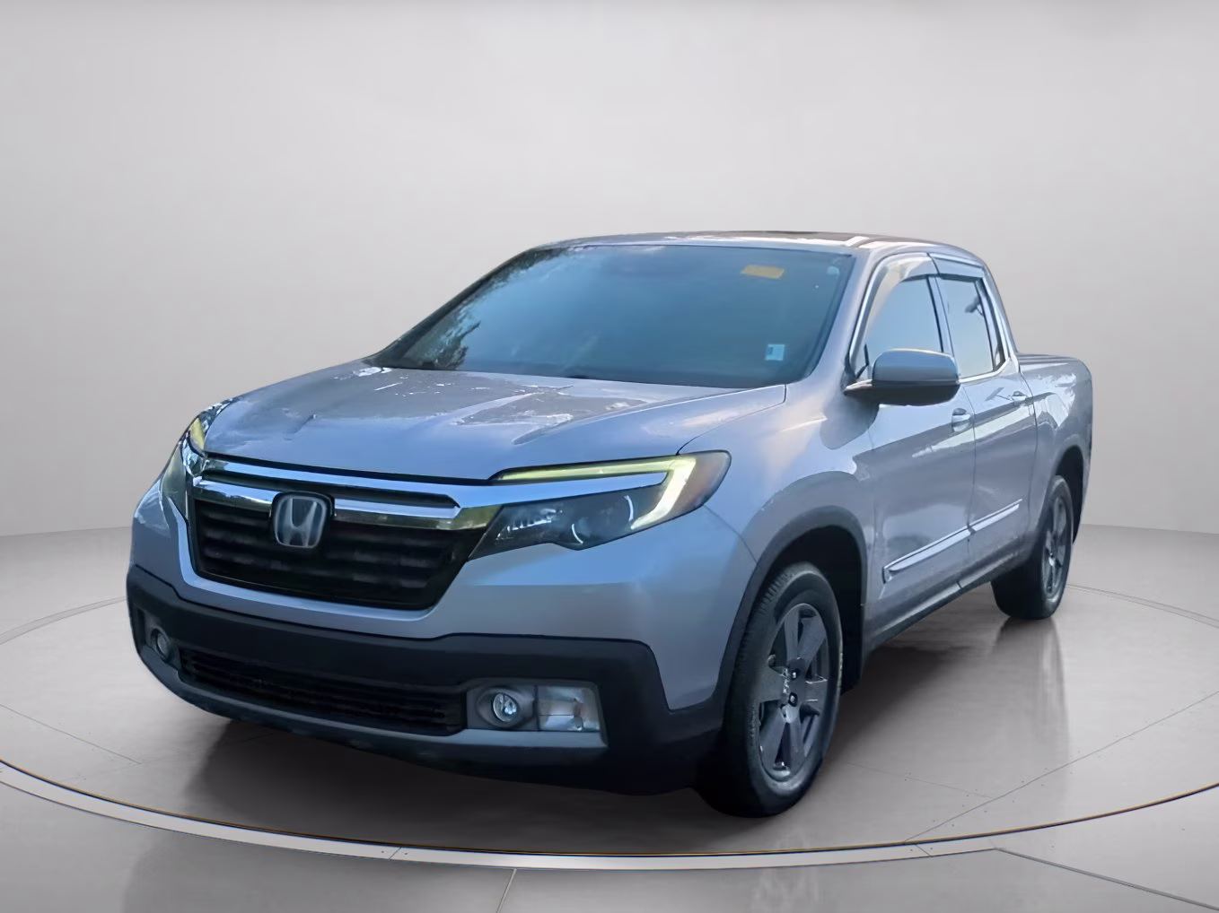 2020 Lunar Silver Metallic Honda Ridgeline RTL-E Crew Cab Pickup AWD Truck