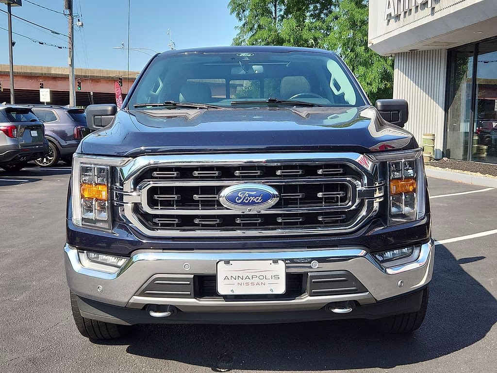 2021 Blue Metallic Ford F-150 XLT 4X4 Truck