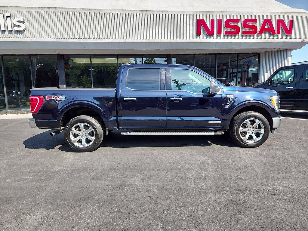 2021 Blue Metallic Ford F-150 XLT 4X4 Truck