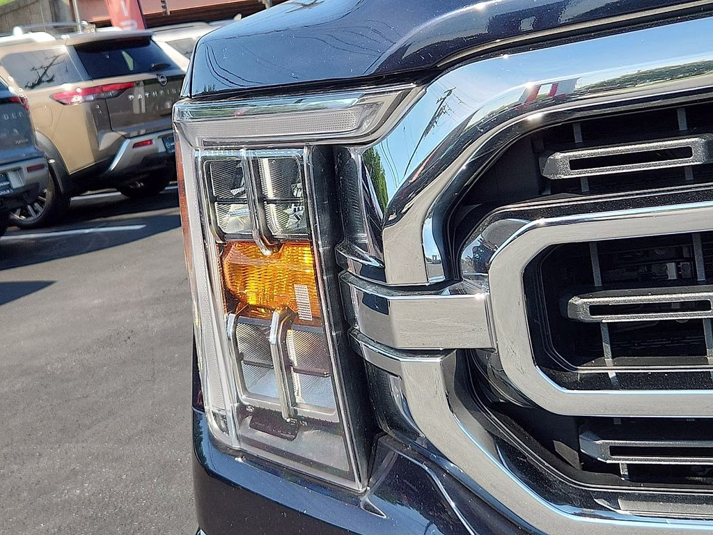 2021 Blue Metallic Ford F-150 XLT 4X4 Truck