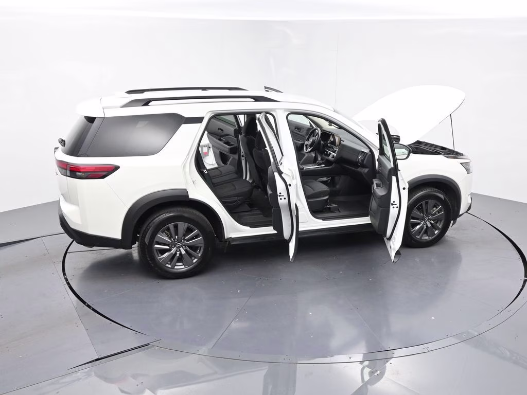 2023 Glacier White Nissan Pathfinder SV FWD SUV