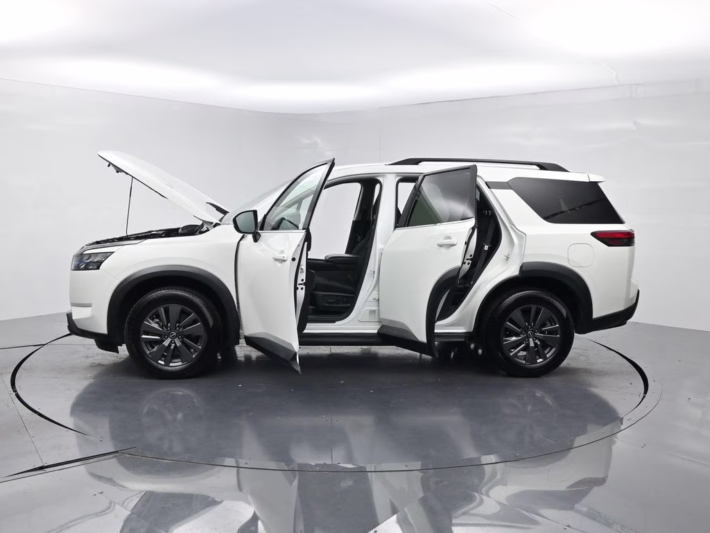 2023 Glacier White Nissan Pathfinder SV FWD SUV