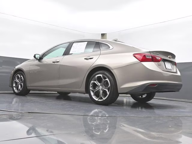 2024 Mineral Gray Metallic Chevrolet Malibu LT FWD Sedan