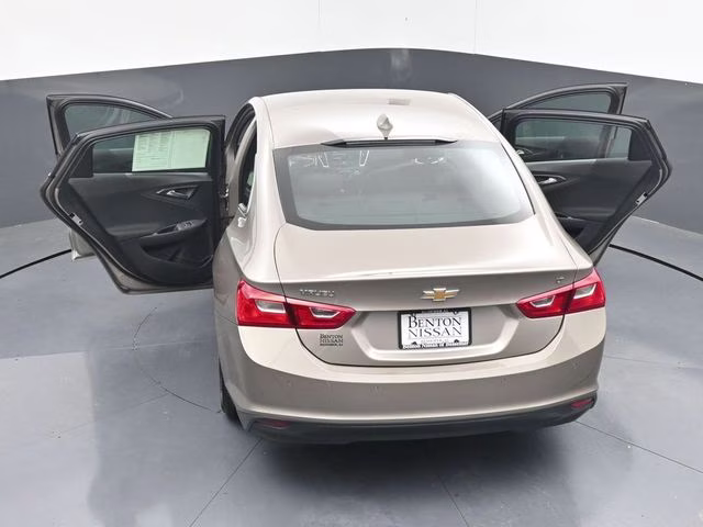 2024 Mineral Gray Metallic Chevrolet Malibu LT FWD Sedan