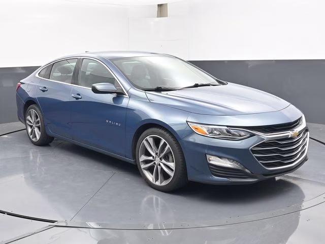 2024 Lakeshore Blue Metallic Chevrolet Malibu LT FWD Sedan