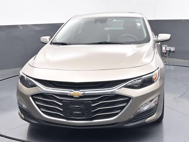 2024 Mineral Gray Metallic Chevrolet Malibu LT FWD Sedan