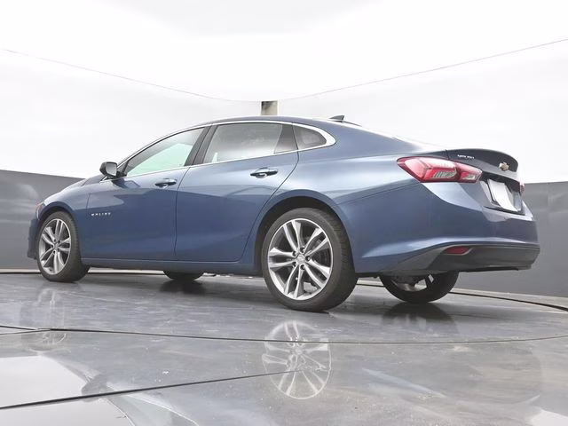 2024 Lakeshore Blue Metallic Chevrolet Malibu LT FWD Sedan