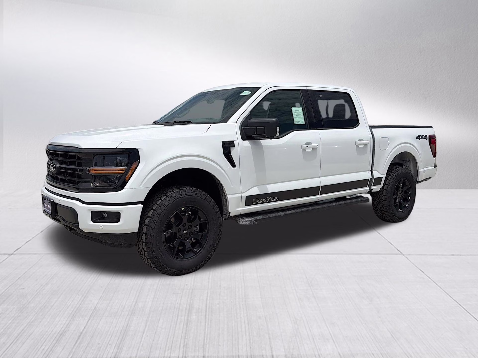 2026 Oxford White Ford F-150 XLT 4X4 Truck