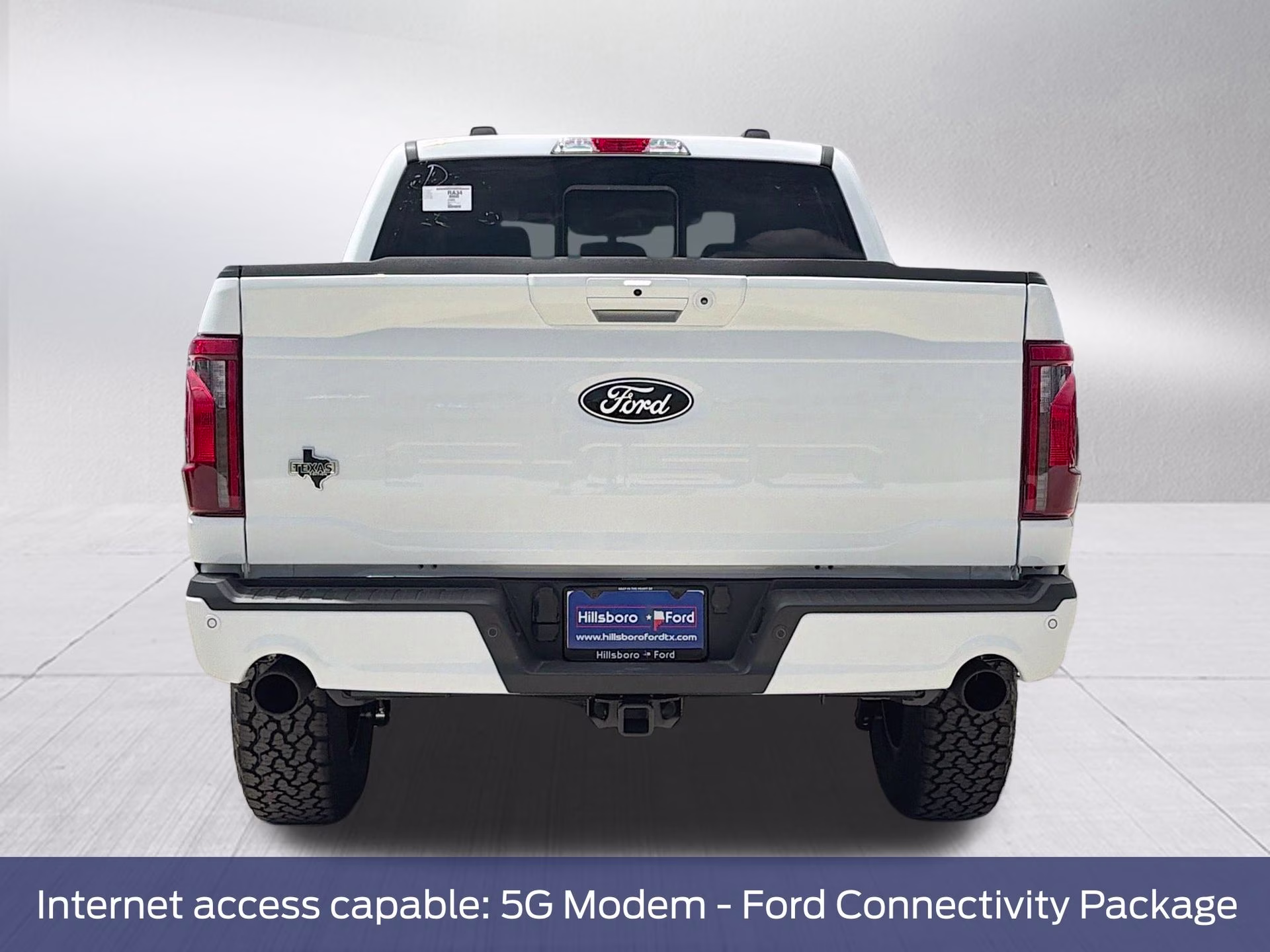 2026 Oxford White Ford F-150 XLT 4X4 Truck