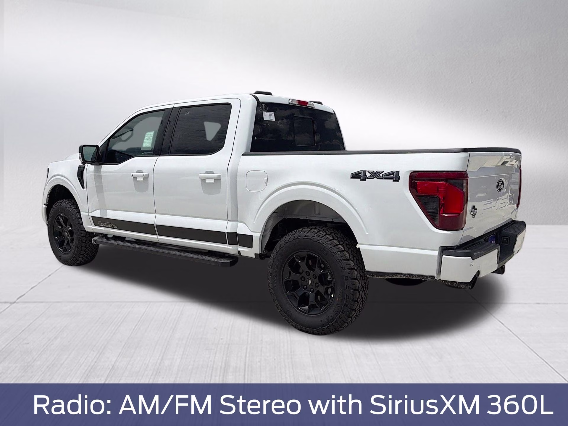 2026 Oxford White Ford F-150 XLT 4X4 Truck