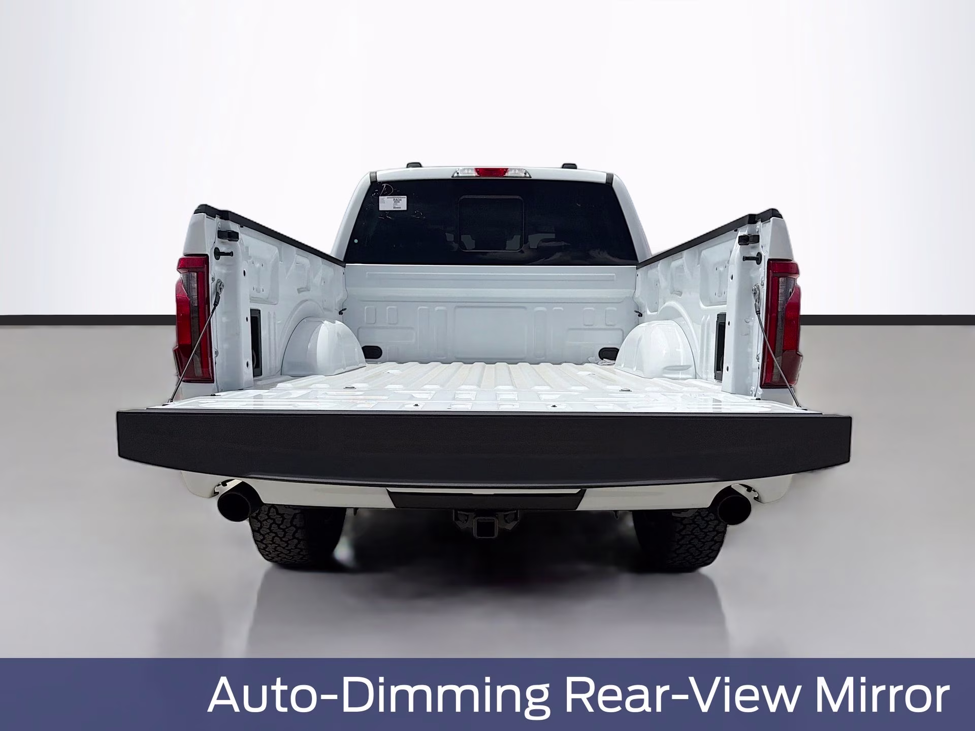 2026 Oxford White Ford F-150 XLT 4X4 Truck