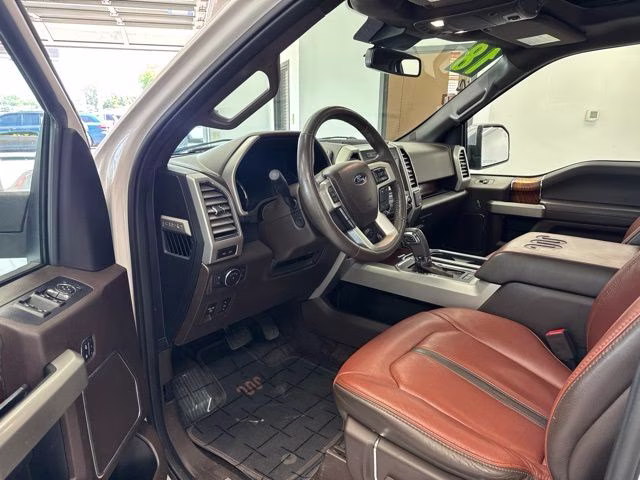 2018 White Platinum Metallic Tri-Coat Ford F-150 King Ranch 4X4 Truck