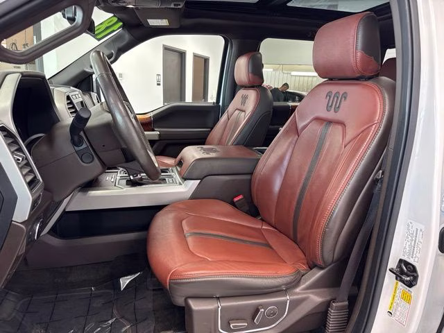 2018 White Platinum Metallic Tri-Coat Ford F-150 King Ranch 4X4 Truck
