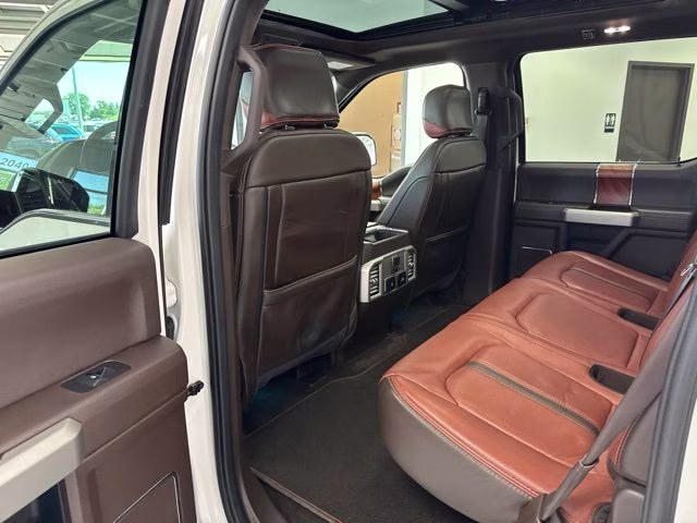 2018 White Platinum Metallic Tri-Coat Ford F-150 King Ranch 4X4 Truck