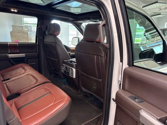 2018 White Platinum Metallic Tri-Coat Ford F-150 King Ranch 4X4 Truck