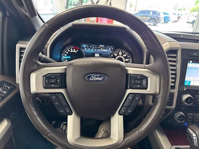 2018 White Platinum Metallic Tri-Coat Ford F-150 King Ranch 4X4 Truck
