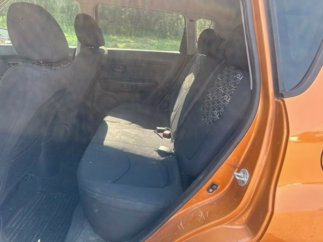 2011 Ignition Kia Soul Plus FWD Hatchback