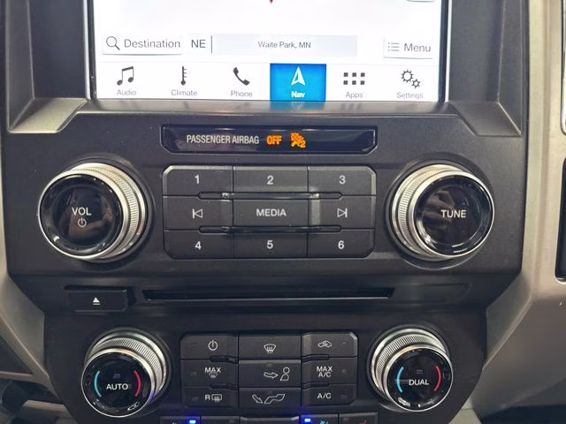 2018 White Platinum Metallic Tri-Coat Ford F-150 King Ranch 4X4 Truck