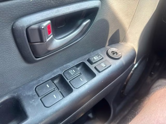 2011 Ignition Kia Soul Plus FWD Hatchback