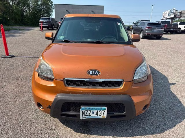2011 Ignition Kia Soul Plus FWD Hatchback