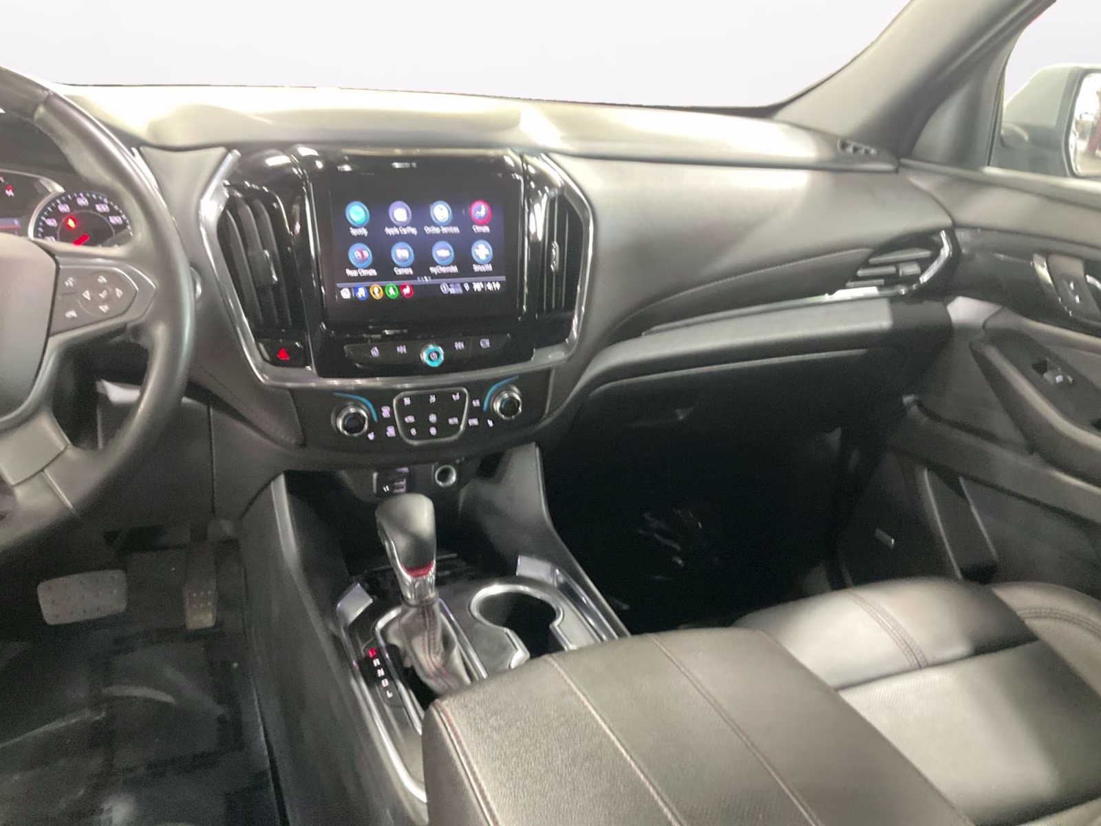 2023 Sterling Gray Metallic Chevrolet Traverse RS AWD SUV