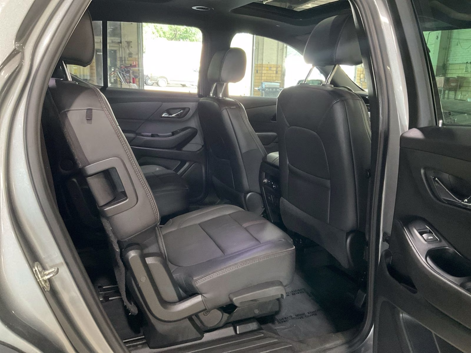 2023 Sterling Gray Metallic Chevrolet Traverse RS AWD SUV
