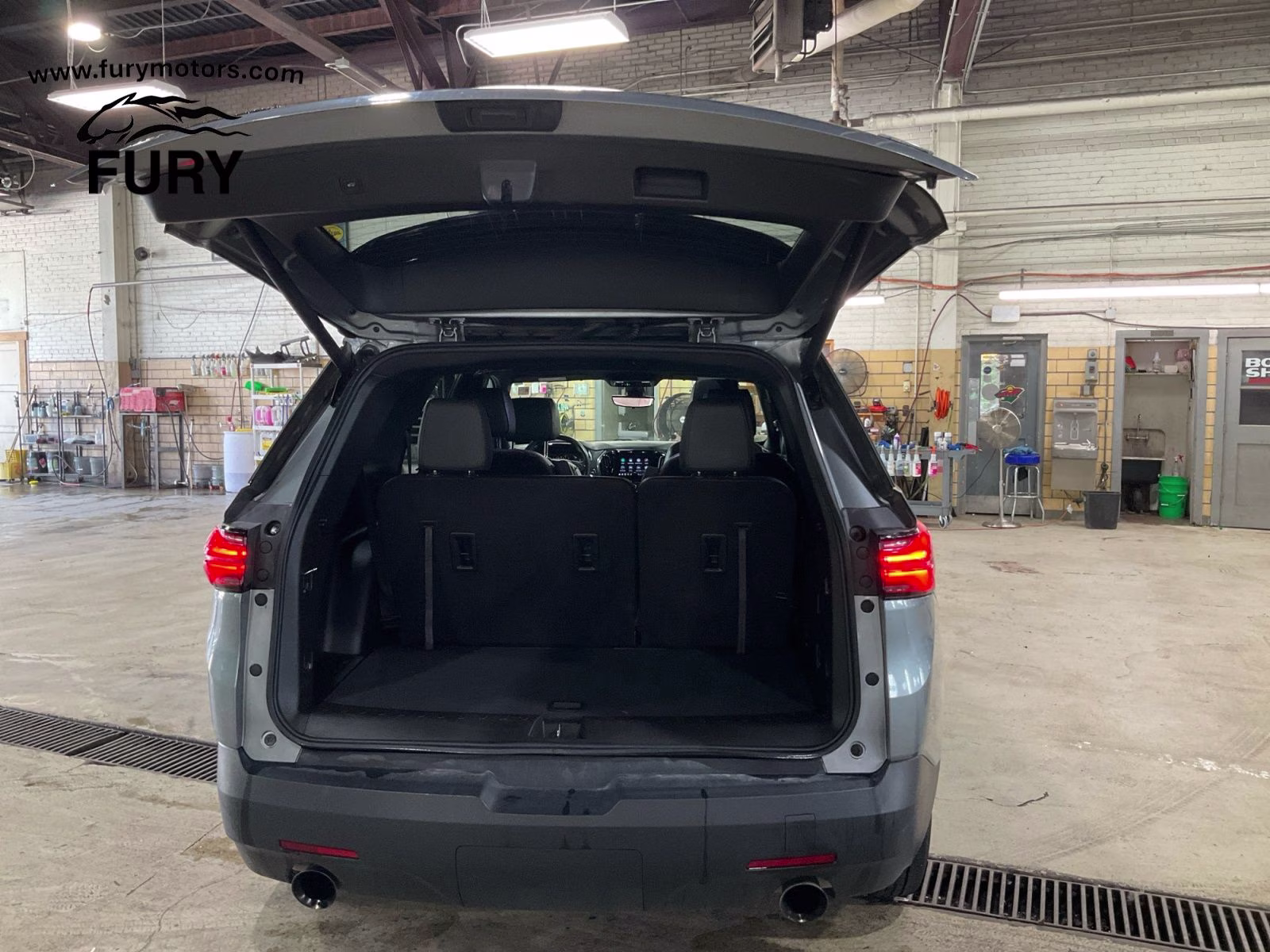 2023 Sterling Gray Metallic Chevrolet Traverse RS AWD SUV