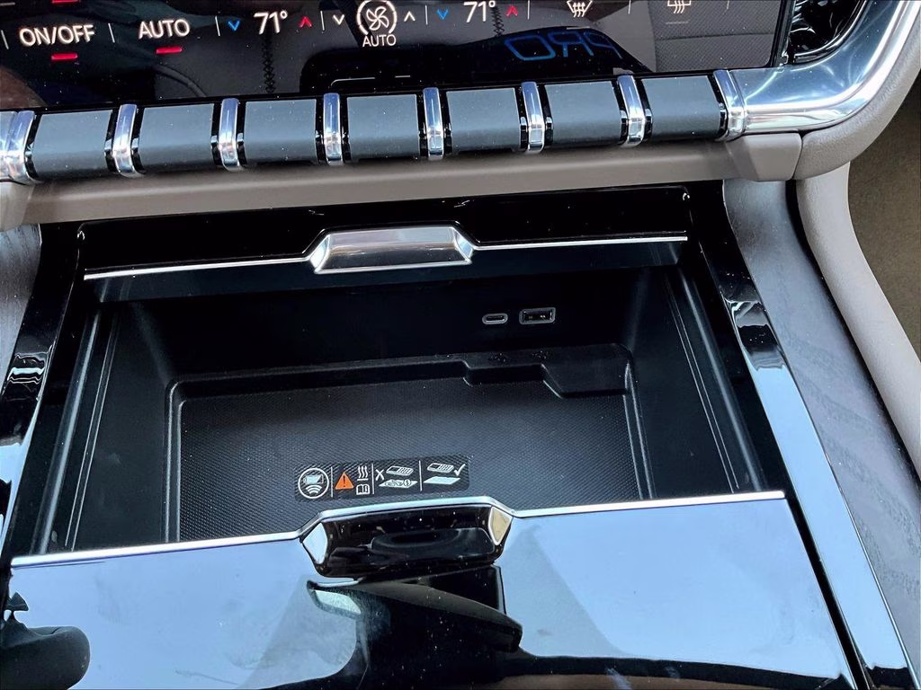 2026 Onyx Black GMC Yukon Denali 4X4 SUV