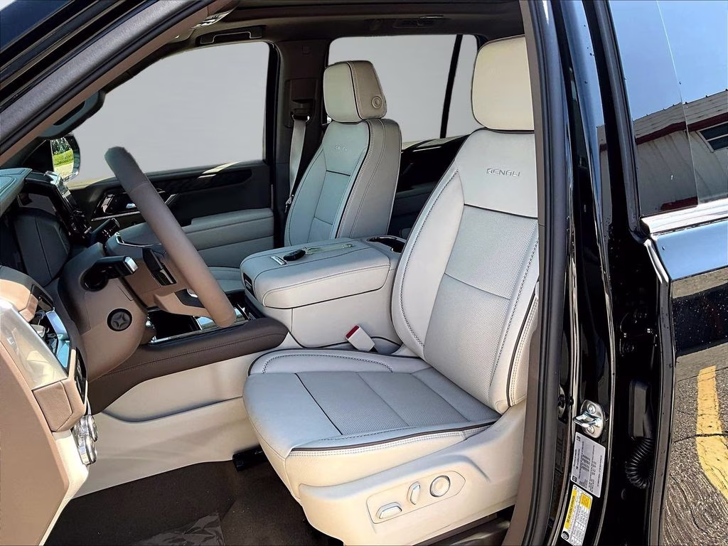 2026 Onyx Black GMC Yukon Denali 4X4 SUV