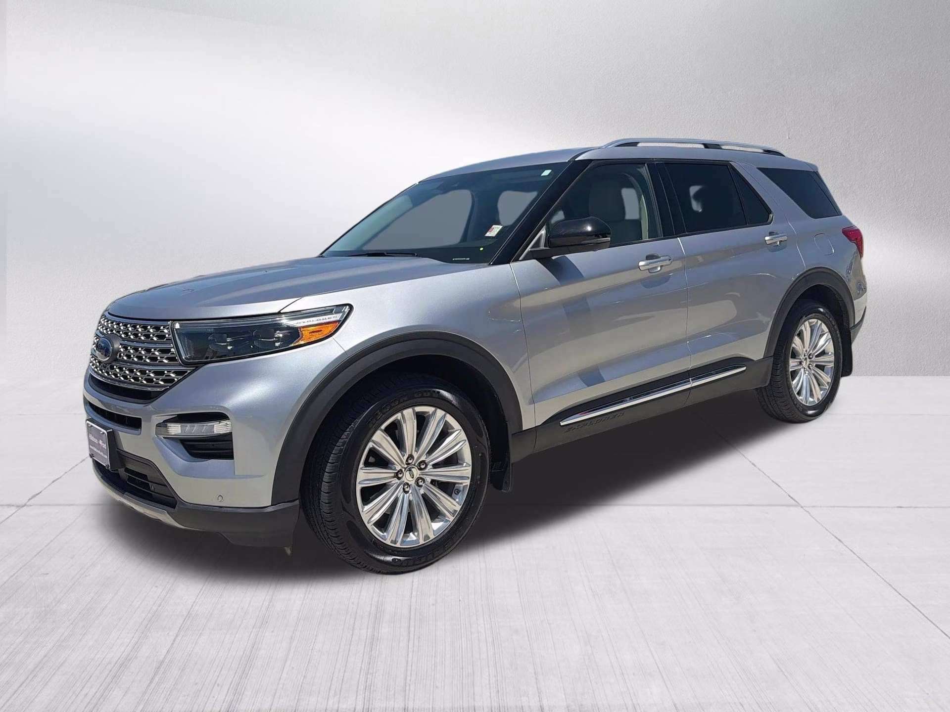 2020 Iconic Silver Metallic Ford Explorer Limited 4X4 SUV