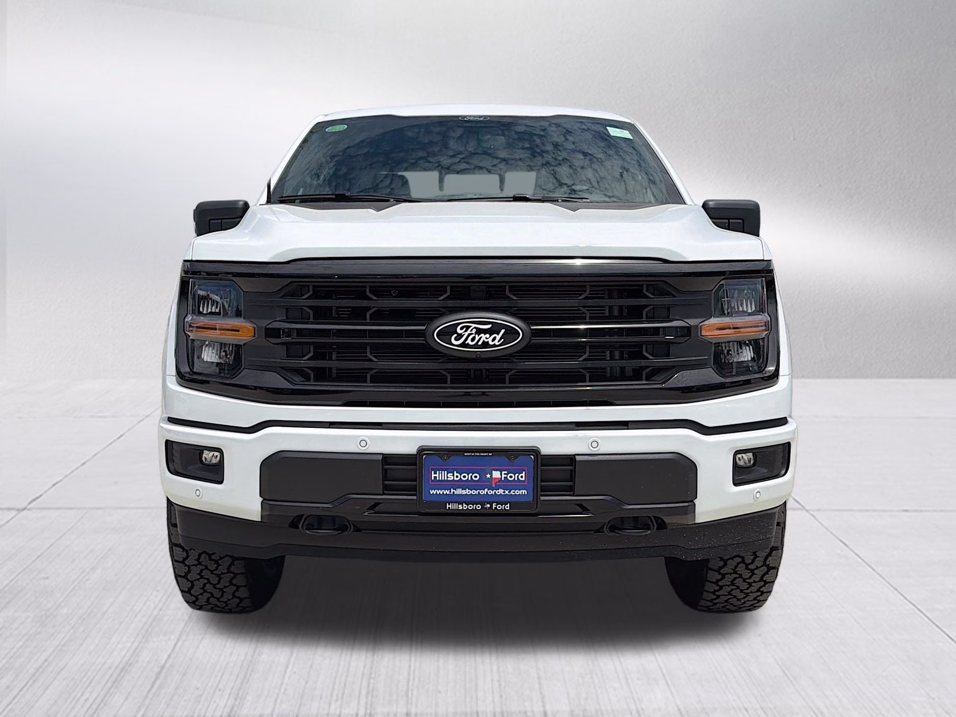 2026 Oxford White Ford F-150 XLT 4X4 Truck