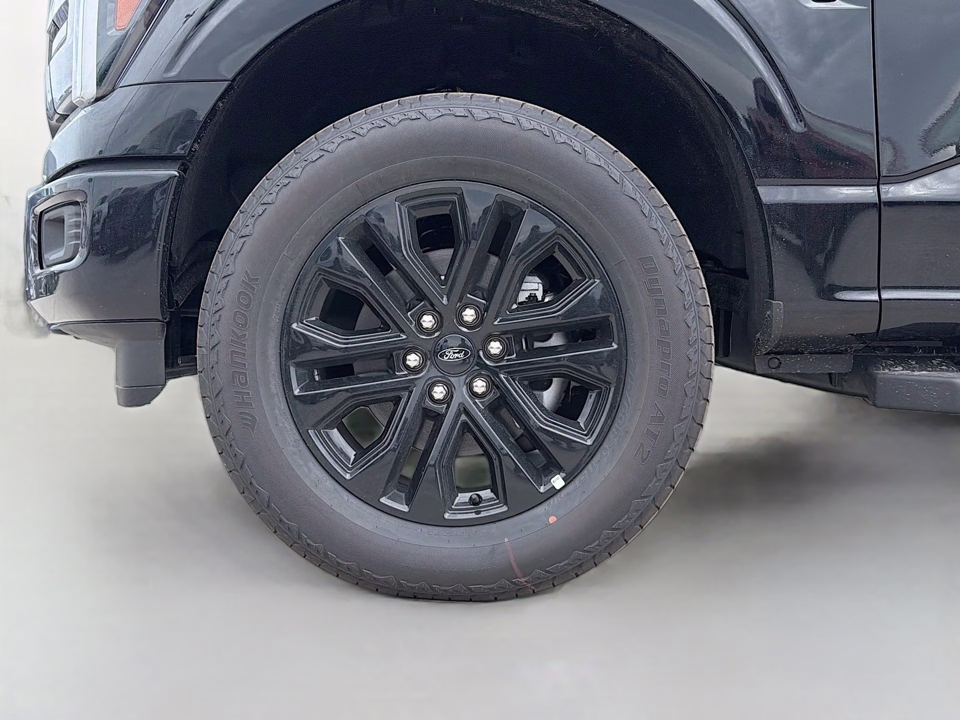 2026 Agate Black Metallic Ford F-150 Lariat 4X4 Truck