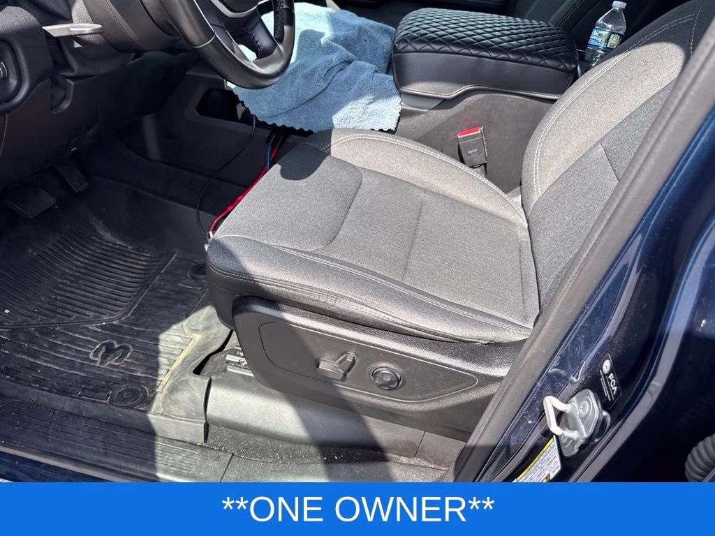 2021 Patriot Blue Pearlcoat Ram 1500 Big Horn/Lone Star 4X4 Truck