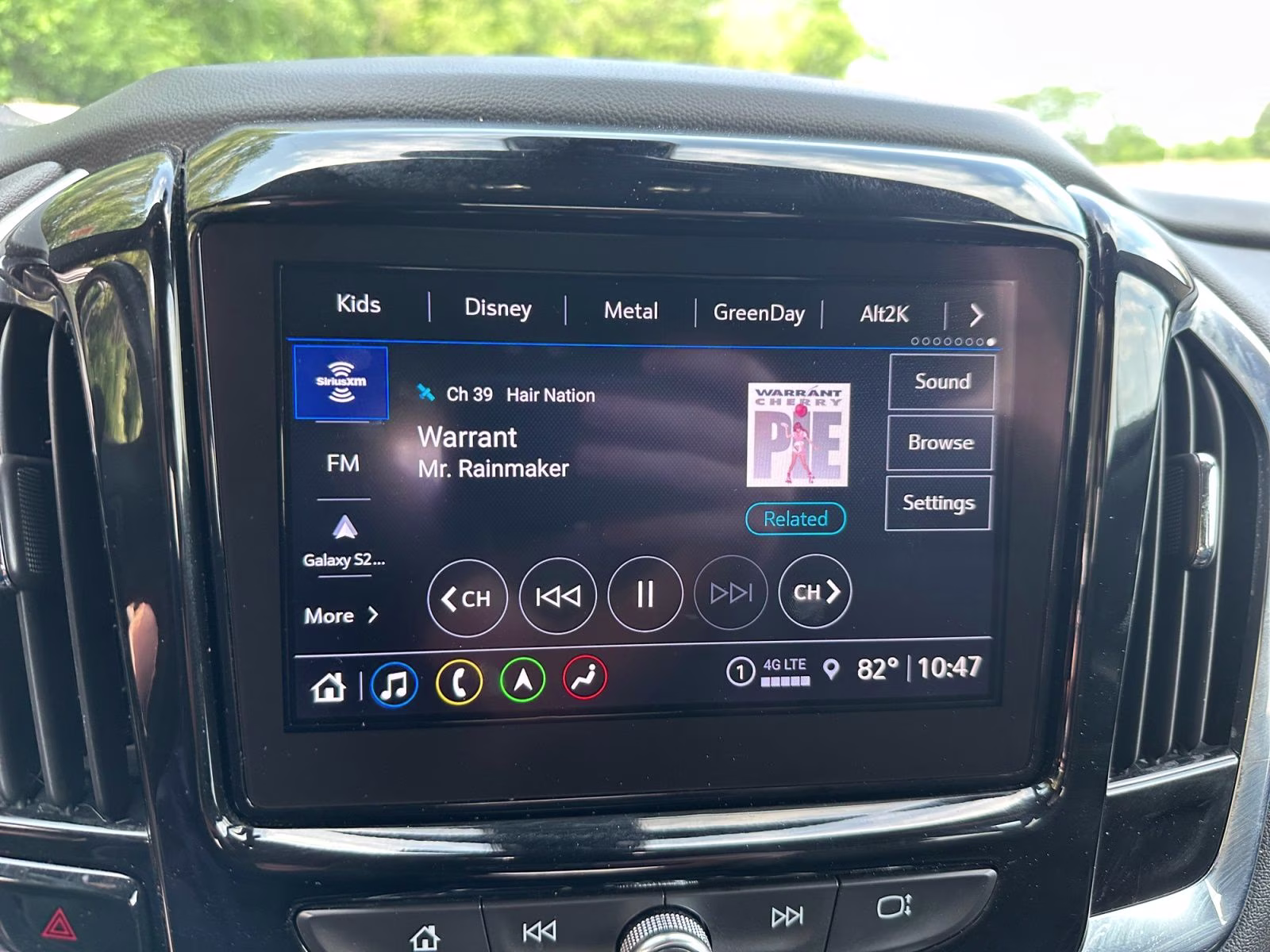 2023 Sterling Gray Metallic Chevrolet Traverse RS AWD SUV
